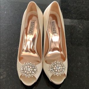 Badgley Mischka Jeannie pumps